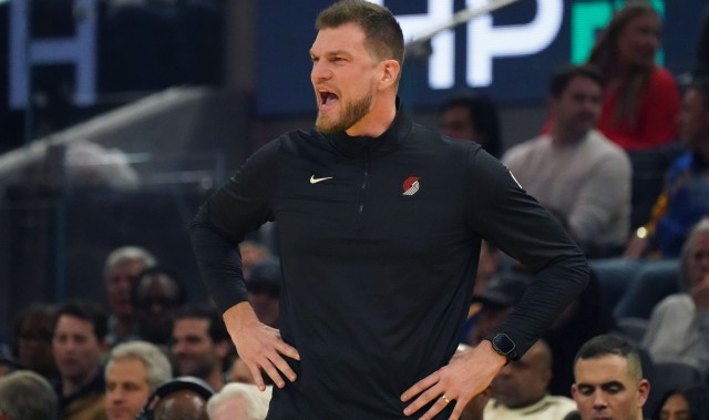 Stein：开拓者或在休赛期更换主教练 新老板在评估教练团队