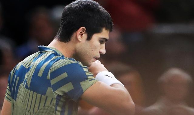 云开体育app下载安装-“玻璃人”阿尔卡拉斯再退澳网 德约等三人冲击第一