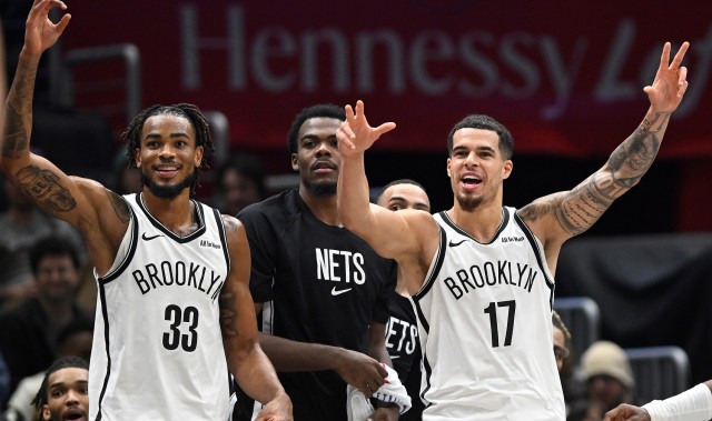 开云体育博彩-会有交易？记者：湖人有意克拉克斯顿 但也可能追小迈克尔·波特